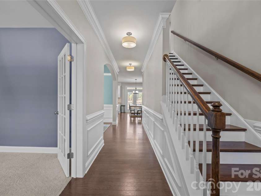 921 Rock Forest Way, Fort Mill, SC 29707.  MLS# CAR4359119, YatesRealty ID 20189. Foyer