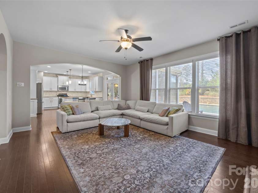921 Rock Forest Way, Fort Mill, SC 29707.  MLS# CAR4359119, YatesRealty ID 20189. Main living area