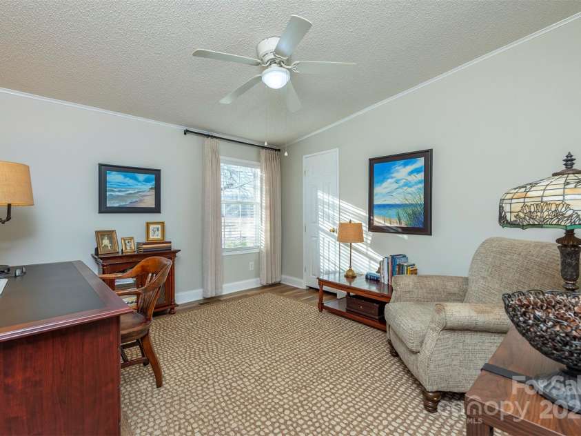 428 Riverwind Drive, Hendersonville, NC 28739.  MLS# CAR4331015, YatesRealty ID 2019. 