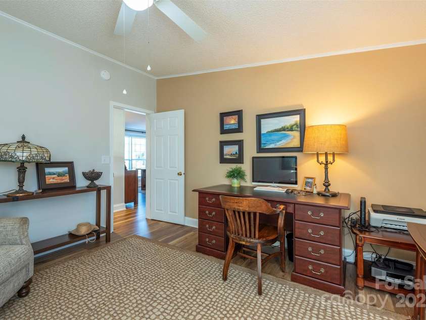 428 Riverwind Drive, Hendersonville, NC 28739.  MLS# CAR4331015, YatesRealty ID 2019. 