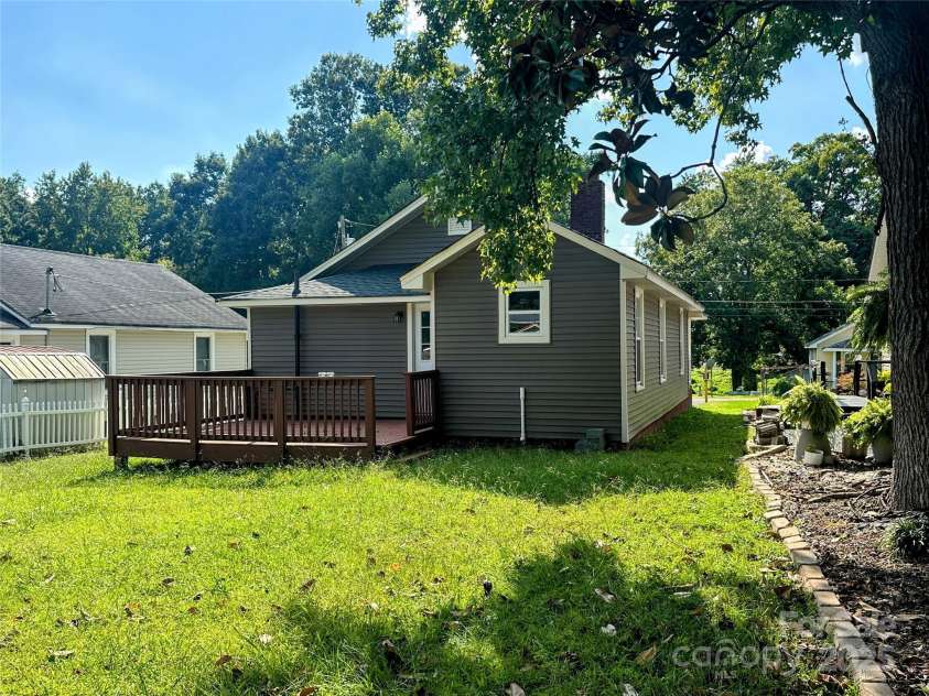 825 Margate Avenue, Kannapolis, NC 28081.  MLS# CAR4306099, YatesRealty ID 2019. 