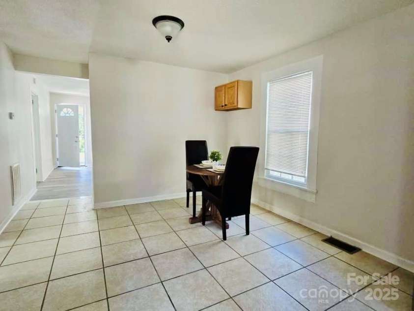 825 Margate Avenue, Kannapolis, NC 28081.  MLS# CAR4306099, YatesRealty ID 2019. 