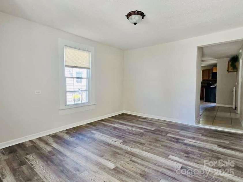 825 Margate Avenue, Kannapolis, NC 28081.  MLS# CAR4306099, YatesRealty ID 2019. 