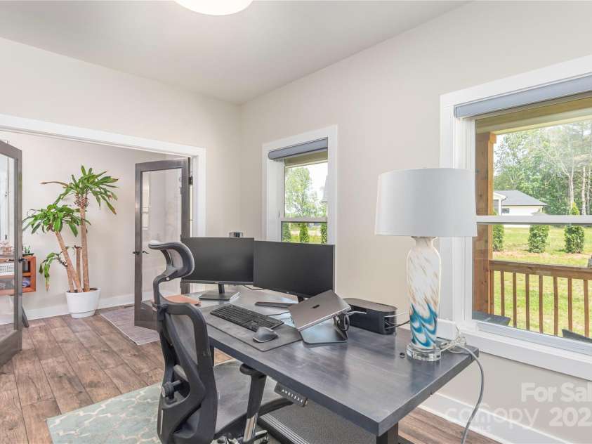 17 Baxter Woods Lane, Candler, NC 28715.  MLS# CAR4267749, YatesRealty ID 20190. 