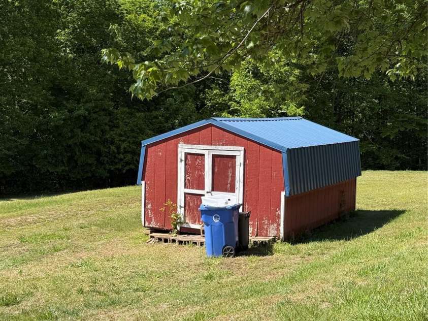 781 Rock Road, Rutherfordton, NC 28139.  MLS# CAR4379567, YatesRealty ID 20190. 