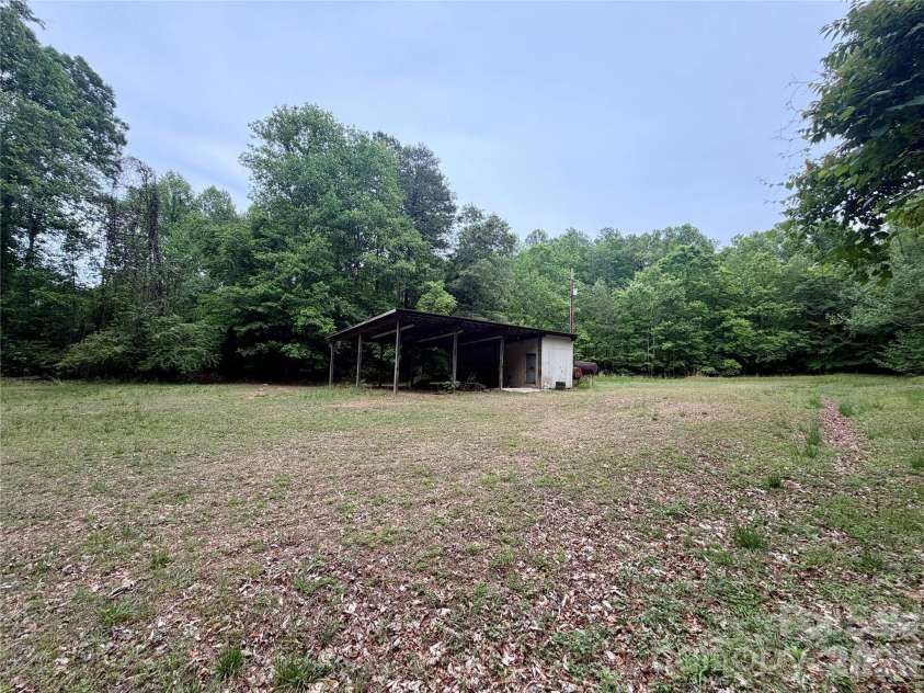 781 Rock Road, Rutherfordton, NC 28139.  MLS# CAR4379567, YatesRealty ID 20190. 