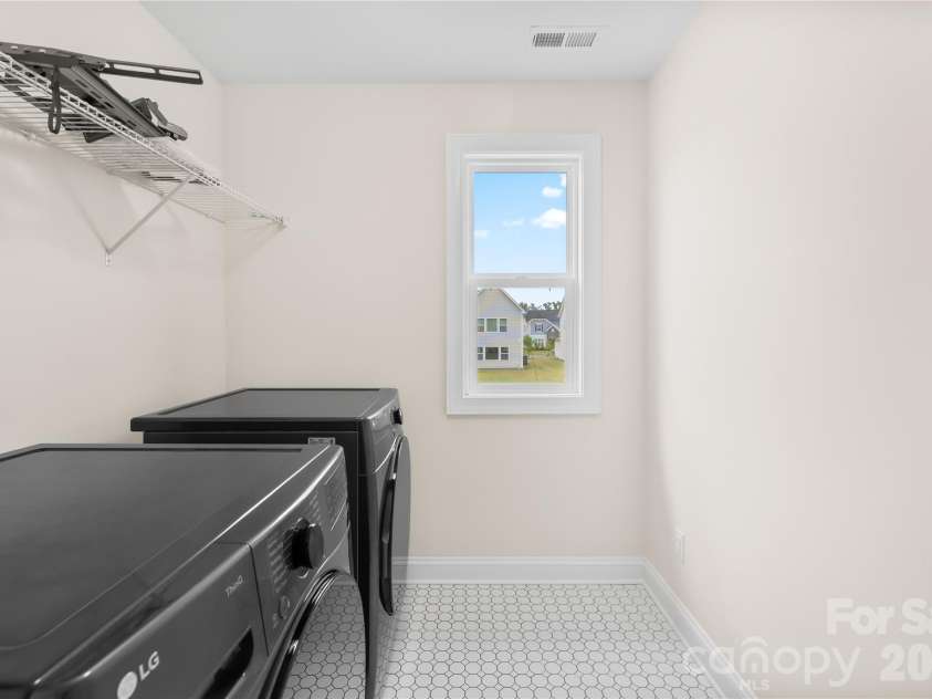3823 Dahlia Drive, Harrisburg, NC 28075.  MLS# CAR4372342, YatesRealty ID 20191. 