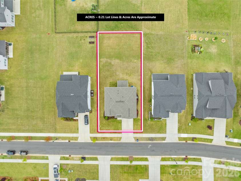 3823 Dahlia Drive, Harrisburg, NC 28075.  MLS# CAR4372342, YatesRealty ID 20191. 