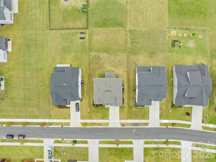 3823 Dahlia Drive, Harrisburg, NC 28075.  MLS# CAR4372342, YatesRealty ID 20191. 