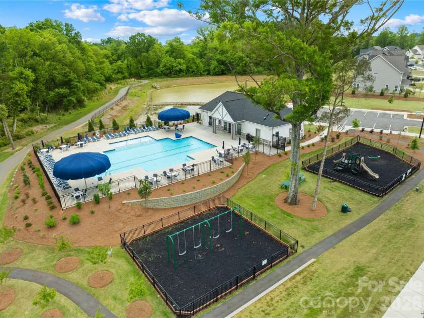 3823 Dahlia Drive, Harrisburg, NC 28075.  MLS# CAR4372342, YatesRealty ID 20191. 