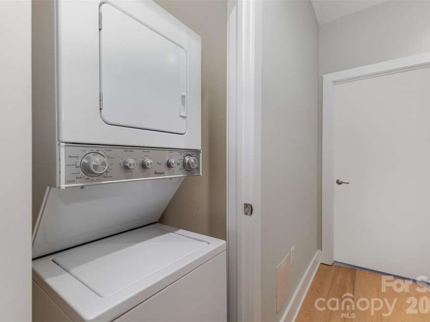 772 Cotton Gin Alley, Davidson, NC 28036.  MLS# CAR4334928, YatesRealty ID 20192. 