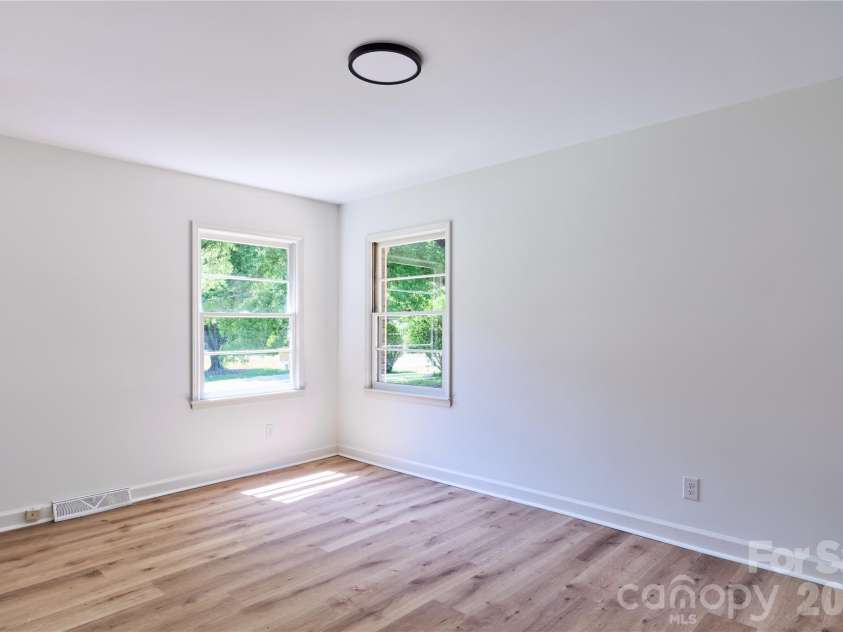 408 Midway Drive, Indian Trail, NC 28079.  MLS# CAR4379243, YatesRealty ID 20193. 