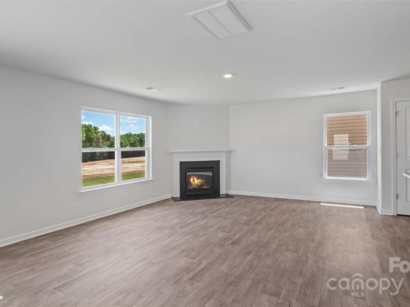 514 13th Avenue Drive, Hickory, NC 28601.  MLS# CAR4271991, YatesRealty ID 20193. Representative Photo