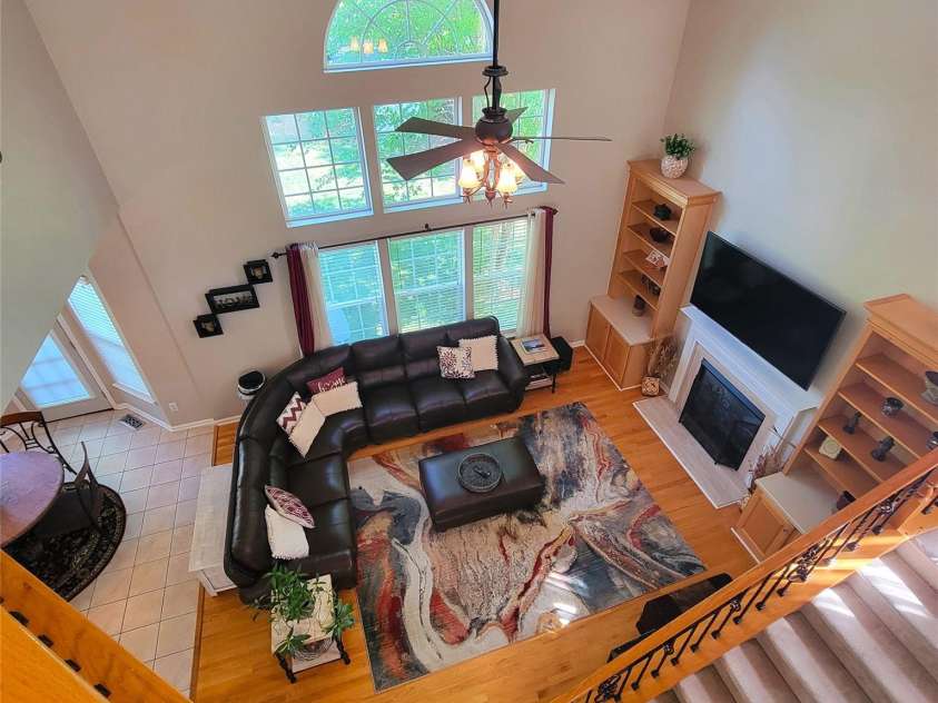 9310 Autumn Applause Drive, Charlotte, NC 28277.  MLS# CAR4366410, YatesRealty ID 20194. 