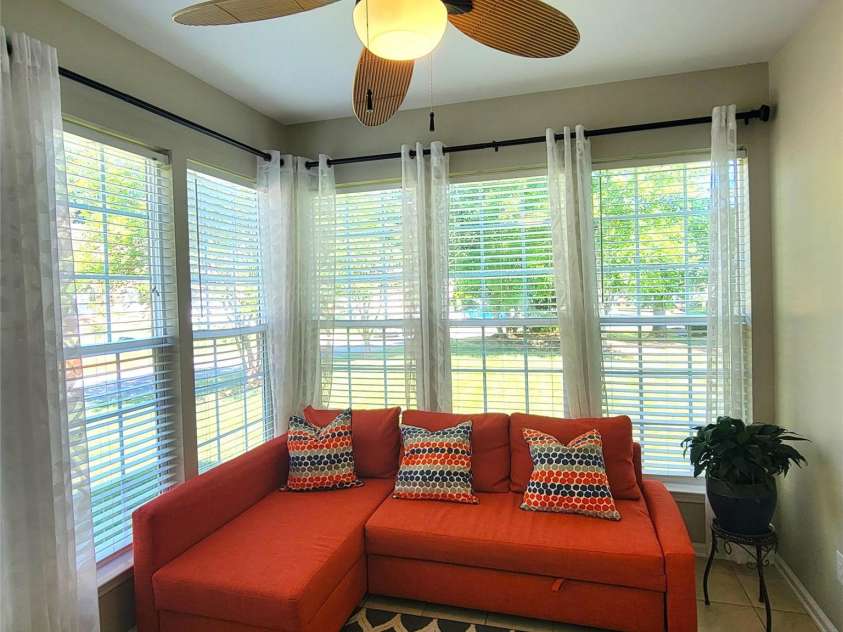 9310 Autumn Applause Drive, Charlotte, NC 28277.  MLS# CAR4366410, YatesRealty ID 20194. 