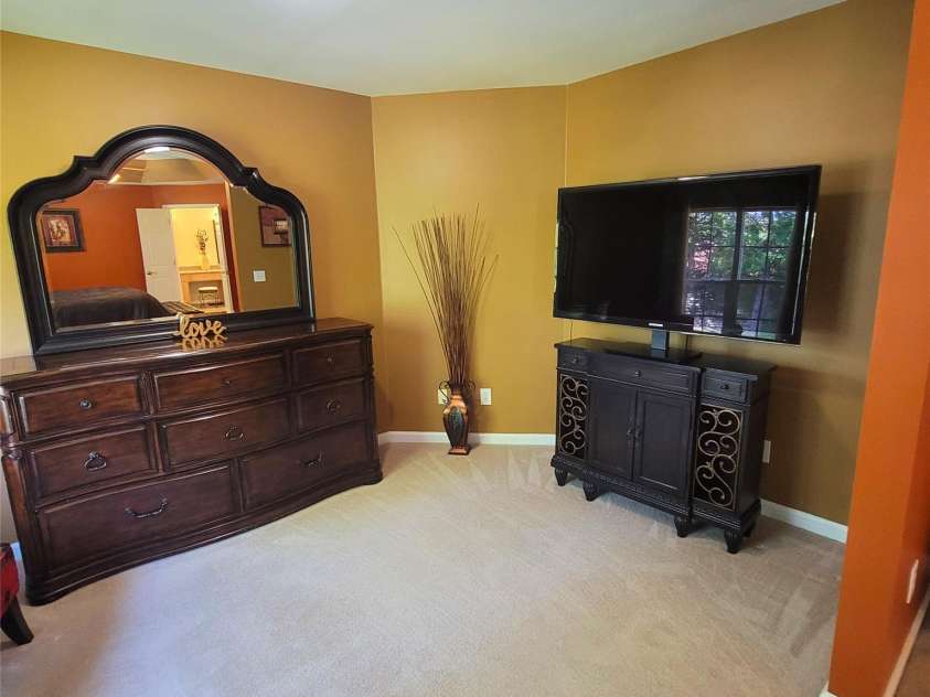 9310 Autumn Applause Drive, Charlotte, NC 28277.  MLS# CAR4366410, YatesRealty ID 20194. 