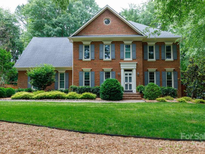 9901 Pallisers Terrace, Charlotte, NC 28210.  MLS# CAR4263147, YatesRealty ID 20194. 