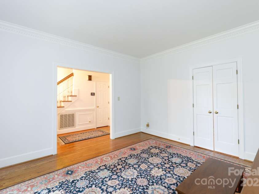 9901 Pallisers Terrace, Charlotte, NC 28210.  MLS# CAR4263147, YatesRealty ID 20194. 