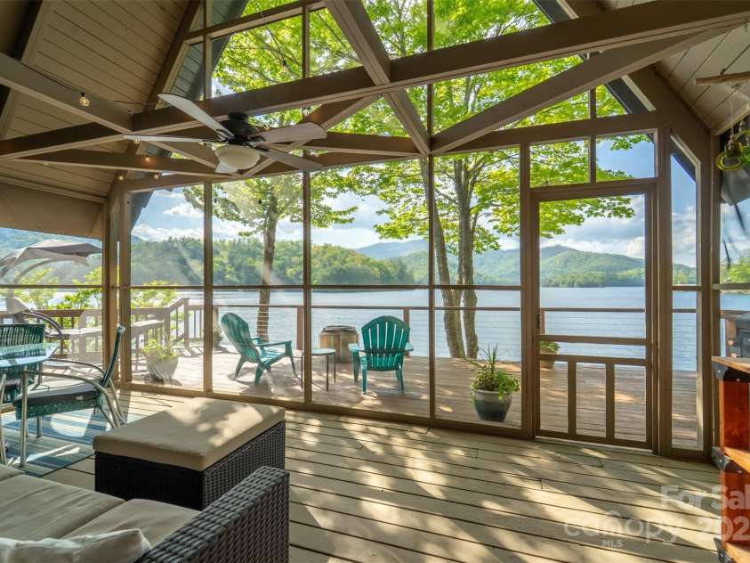 214 Sequoyah Trail, Robbinsville, NC 28771.  MLS# CAR4259902, YatesRealty ID 20195. 