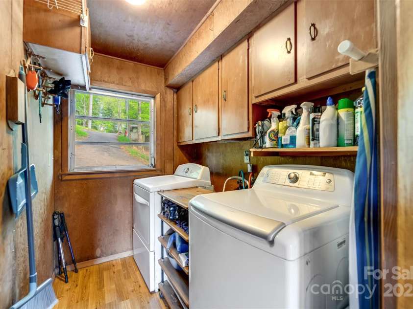 214 Sequoyah Trail, Robbinsville, NC 28771.  MLS# CAR4259902, YatesRealty ID 20195. 