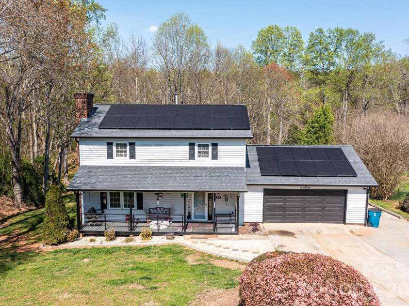 3229 15th Avenue, Conover, NC 28613.  MLS# CAR4364838, YatesRealty ID 20195. 