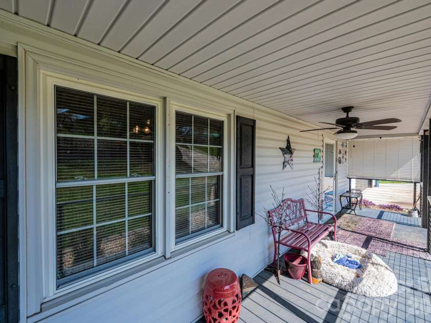 3229 15th Avenue, Conover, NC 28613.  MLS# CAR4364838, YatesRealty ID 20195. 