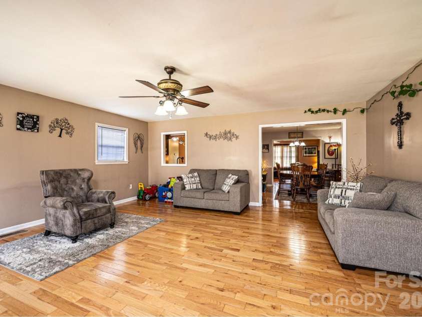 3229 15th Avenue, Conover, NC 28613.  MLS# CAR4364838, YatesRealty ID 20195. 
