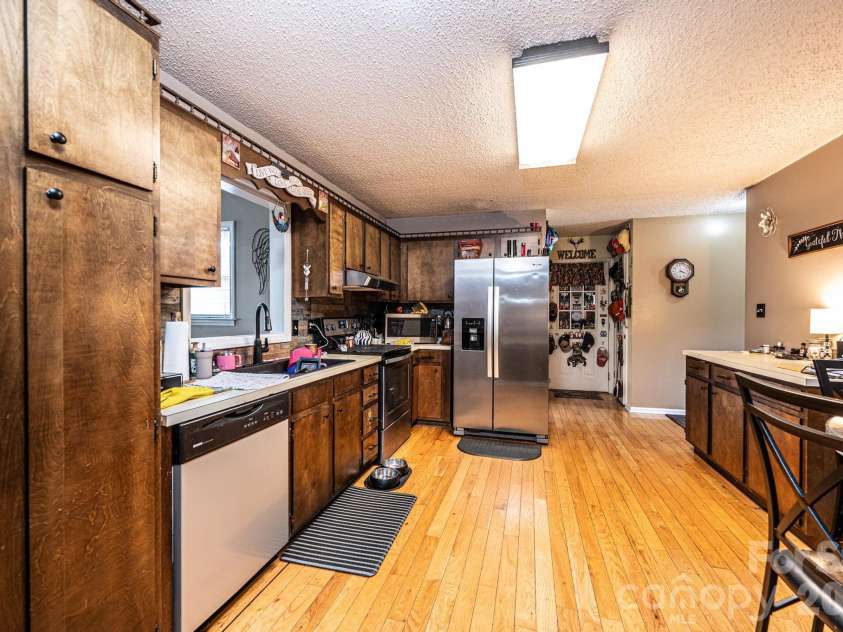3229 15th Avenue, Conover, NC 28613.  MLS# CAR4364838, YatesRealty ID 20195. 