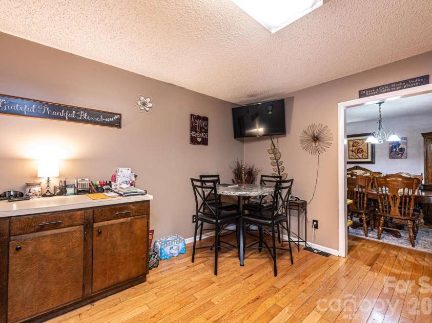 3229 15th Avenue, Conover, NC 28613.  MLS# CAR4364838, YatesRealty ID 20195. 