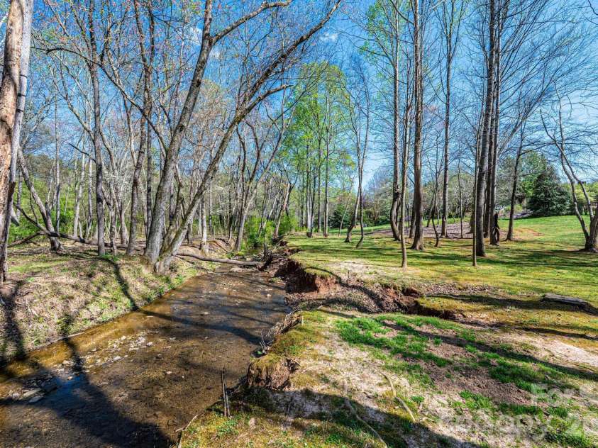 3229 15th Avenue, Conover, NC 28613.  MLS# CAR4364838, YatesRealty ID 20195. 