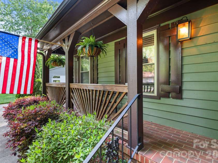 6129 Old Meadow Road, Mint Hill, NC 28227.  MLS# CAR4373275, YatesRealty ID 20198. 