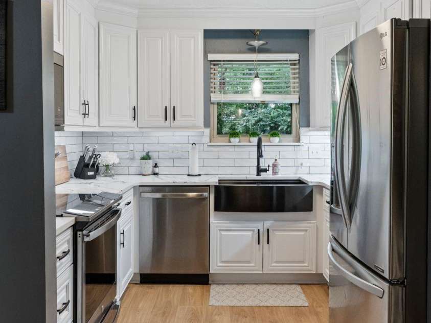 6129 Old Meadow Road, Mint Hill, NC 28227.  MLS# CAR4373275, YatesRealty ID 20198. 