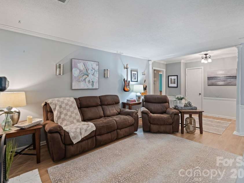 6129 Old Meadow Road, Mint Hill, NC 28227.  MLS# CAR4373275, YatesRealty ID 20198. 