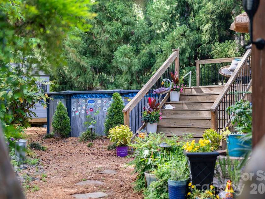 6129 Old Meadow Road, Mint Hill, NC 28227.  MLS# CAR4373275, YatesRealty ID 20198. 