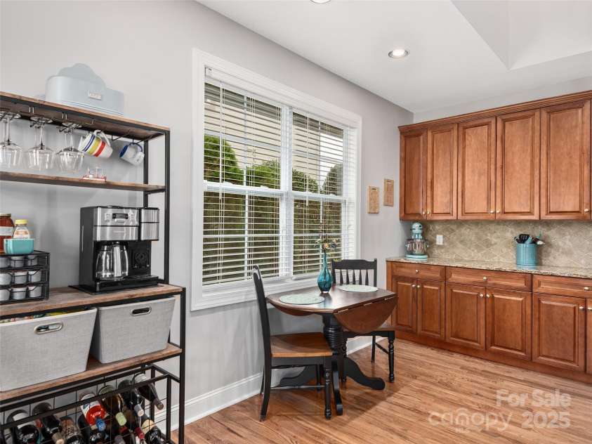 67 Towne Place Drive, Hendersonville, NC 28792.  MLS# CAR4200439, YatesRealty ID 20198. 