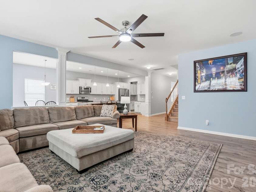 4615 Selhurst Drive, Fort Mill, SC 29707.  MLS# CAR4377568, YatesRealty ID 20199. 