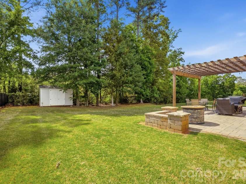 4615 Selhurst Drive, Fort Mill, SC 29707.  MLS# CAR4377568, YatesRealty ID 20199. 