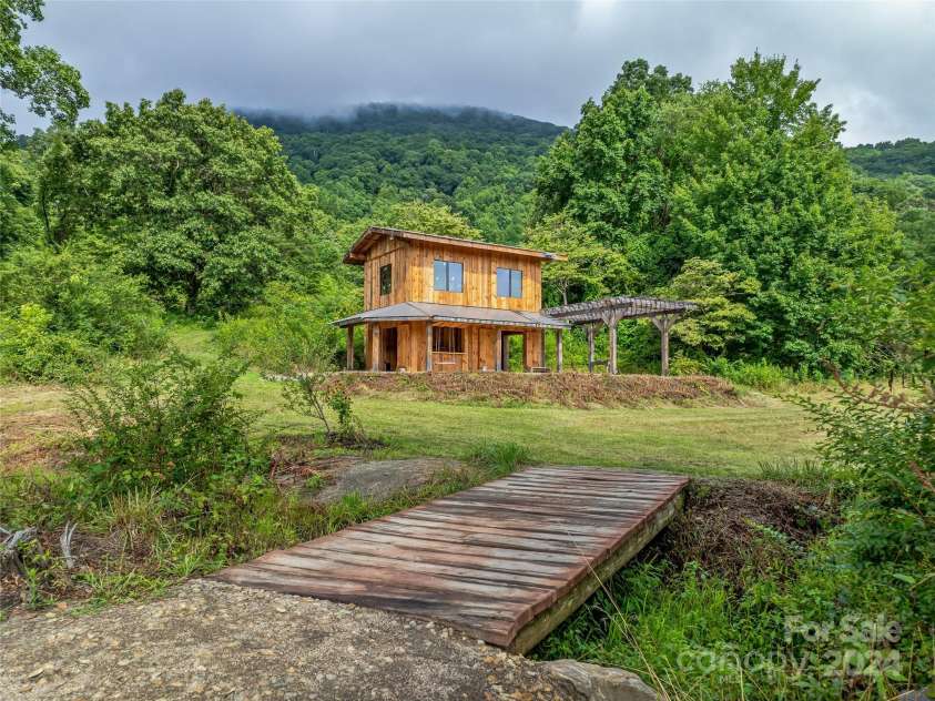 1397 & 1401 Newfound Road, Leicester, NC 28748.  MLS# CAR4167321, YatesRealty ID 2020. 