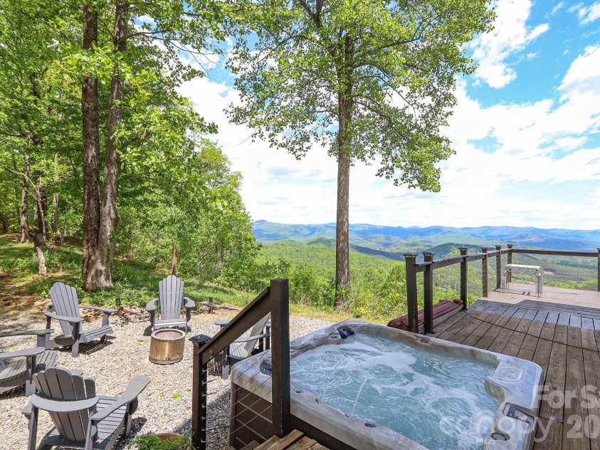 347 Valleyview Drive, Bostic, NC 28018.  MLS# CAR4376877, YatesRealty ID 20201. 