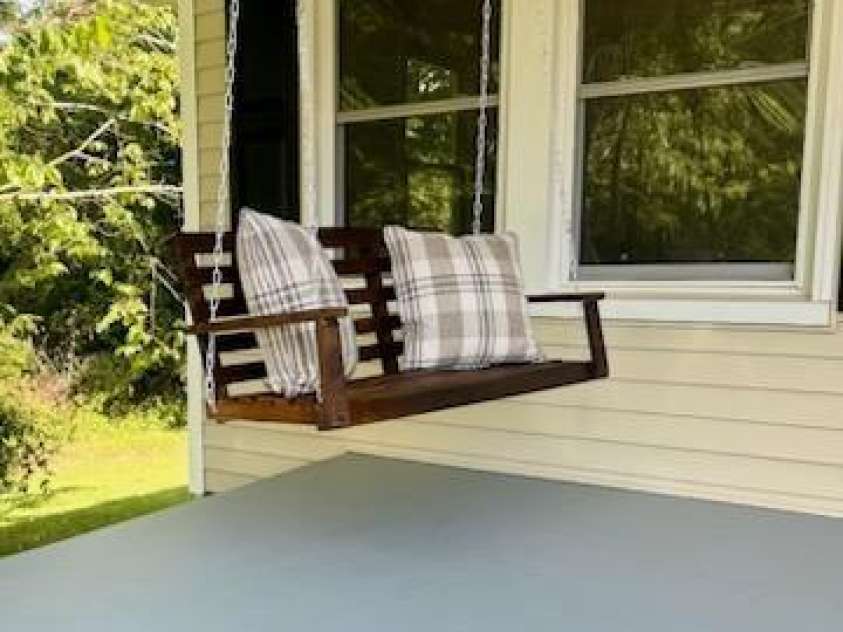 4421 Linwood Road, Gastonia, NC 28052.  MLS# CAR4267445, YatesRealty ID 20203. 