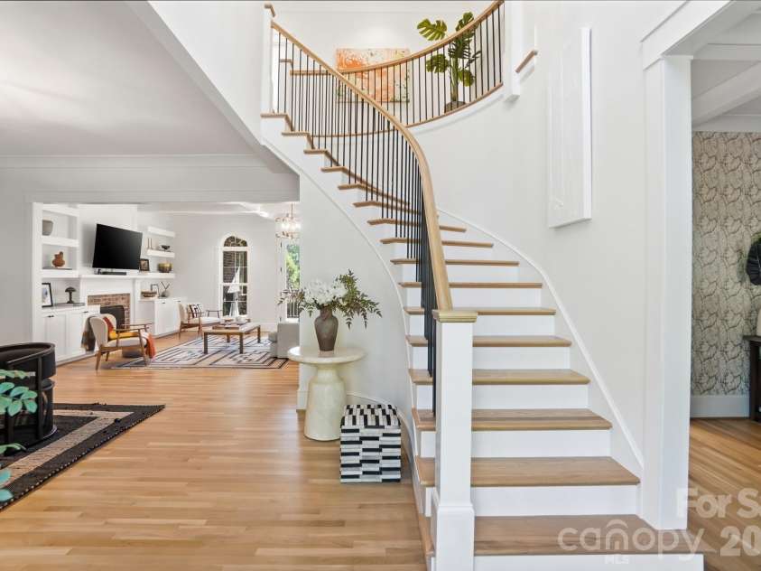 6545 Gardner Lane, Charlotte, NC 28270.  MLS# CAR4376700, YatesRealty ID 20203. 