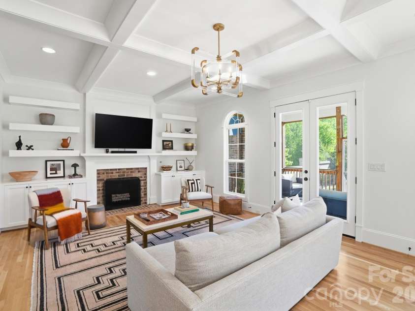 6545 Gardner Lane, Charlotte, NC 28270.  MLS# CAR4376700, YatesRealty ID 20203. 