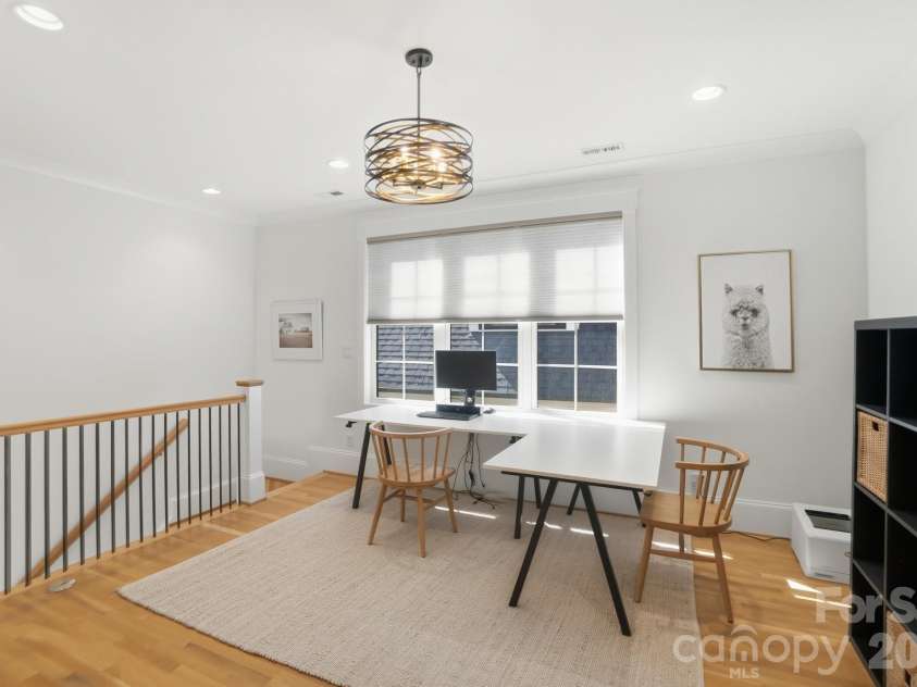 6545 Gardner Lane, Charlotte, NC 28270.  MLS# CAR4376700, YatesRealty ID 20203. 