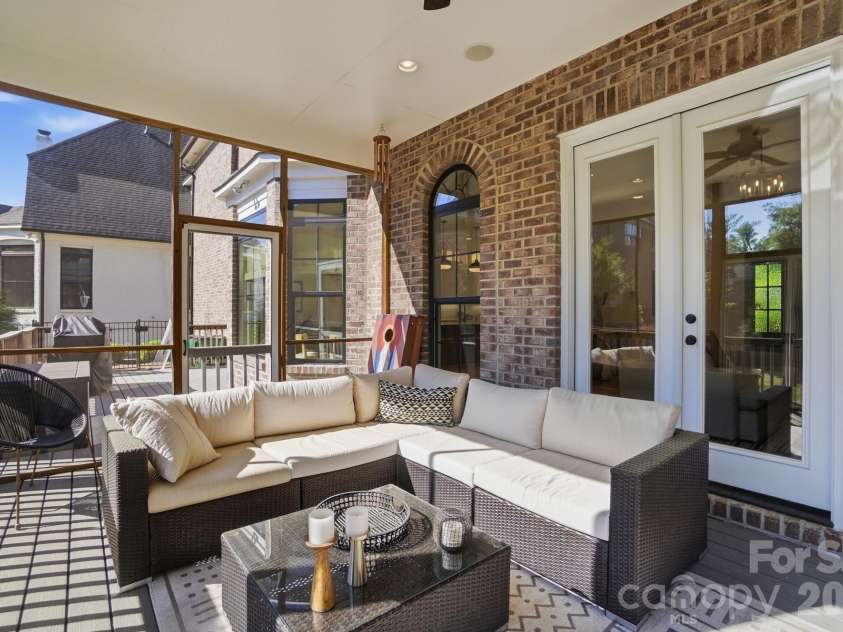 6545 Gardner Lane, Charlotte, NC 28270.  MLS# CAR4376700, YatesRealty ID 20203. 