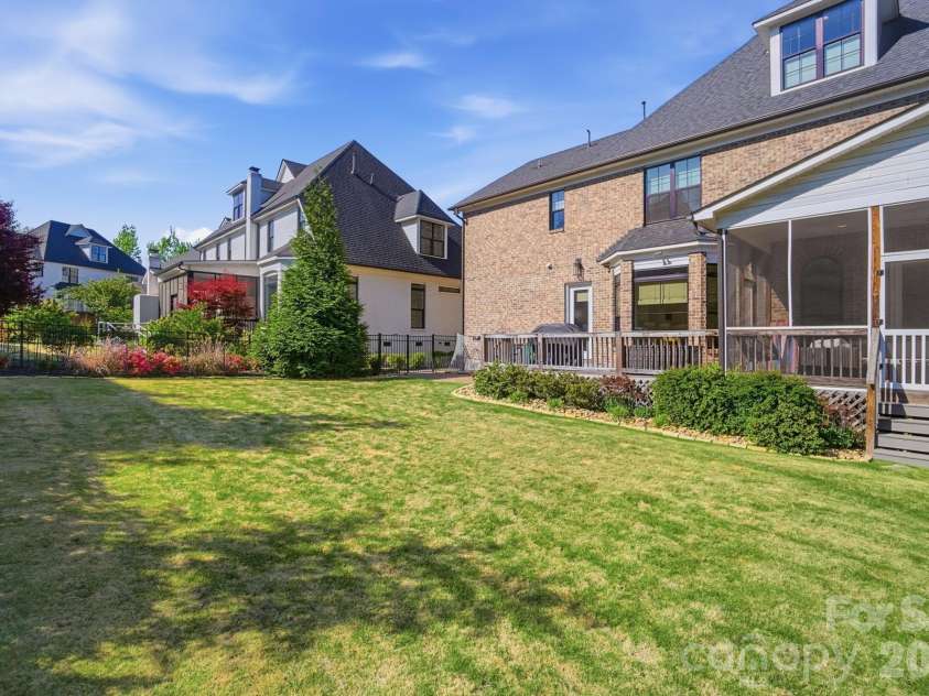 6545 Gardner Lane, Charlotte, NC 28270.  MLS# CAR4376700, YatesRealty ID 20203. 