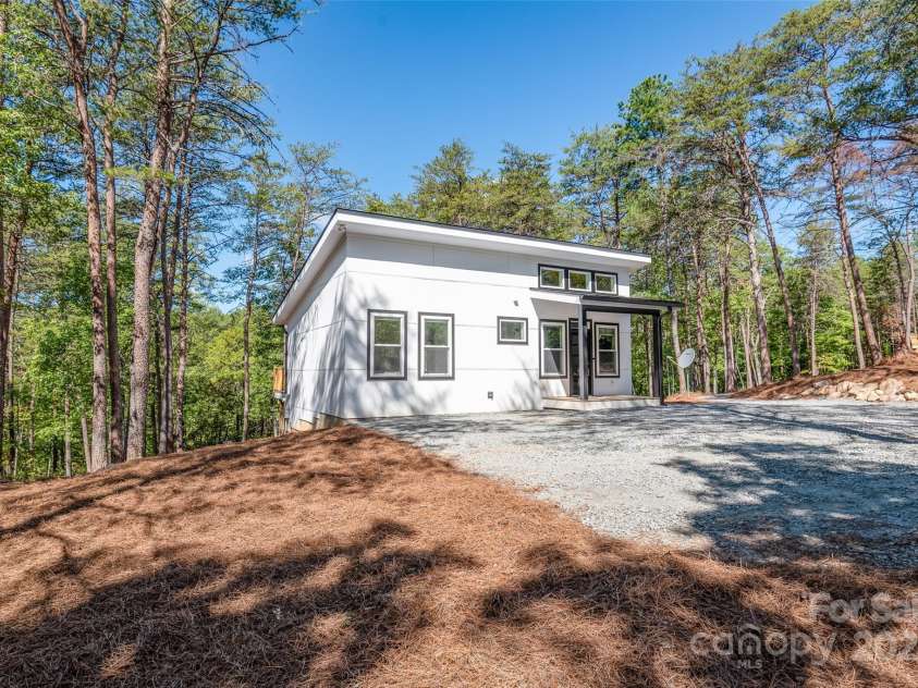163 Hawk Hollow Drive, Lake Lure, NC 28746.  MLS# CAR4269726, YatesRealty ID 20204. 