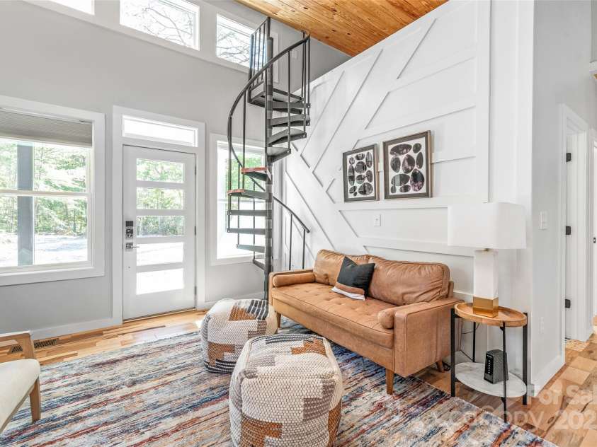 163 Hawk Hollow Drive, Lake Lure, NC 28746.  MLS# CAR4269726, YatesRealty ID 20204. 