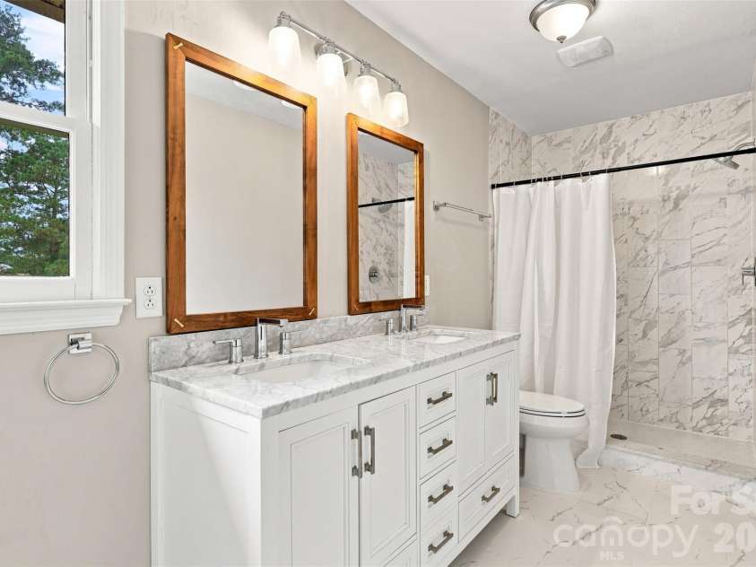 650 Monticello Road, Lancaster, SC 29720.  MLS# CAR4412669, YatesRealty ID 20204. 