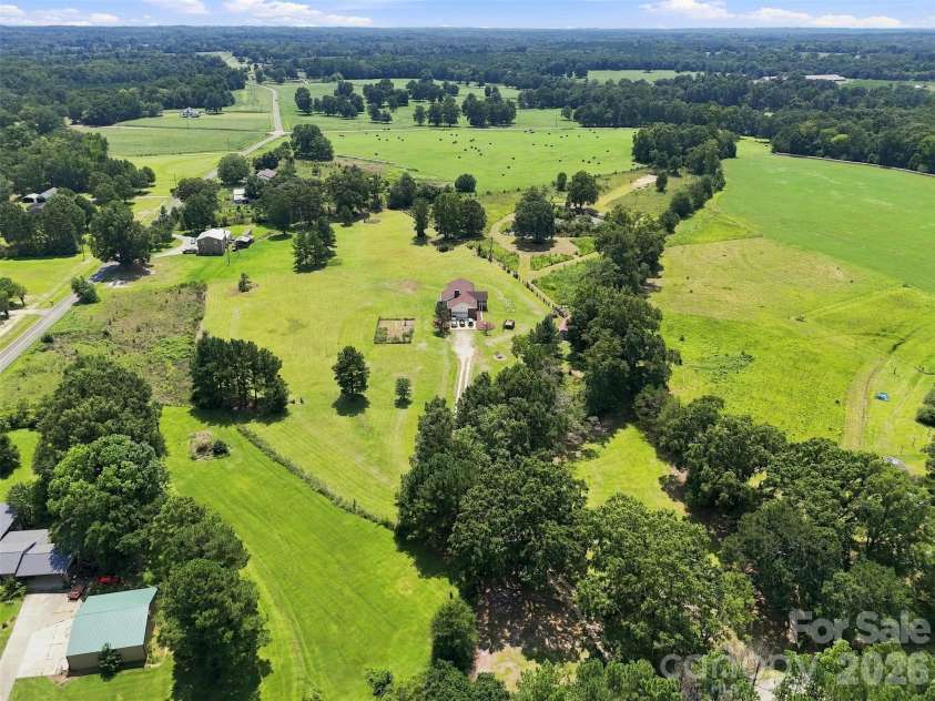 650 Monticello Road, Lancaster, SC 29720.  MLS# CAR4412669, YatesRealty ID 20204. 