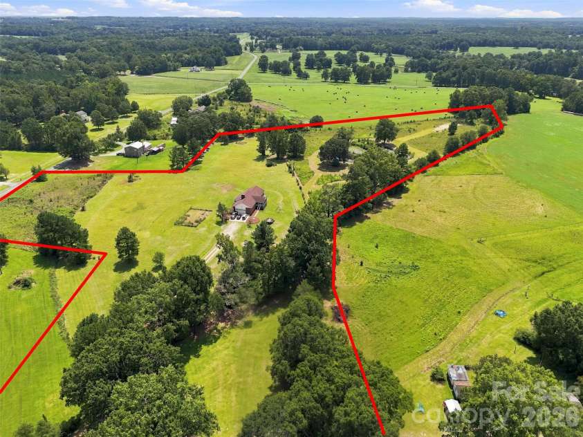 650 Monticello Road, Lancaster, SC 29720.  MLS# CAR4412669, YatesRealty ID 20204. 